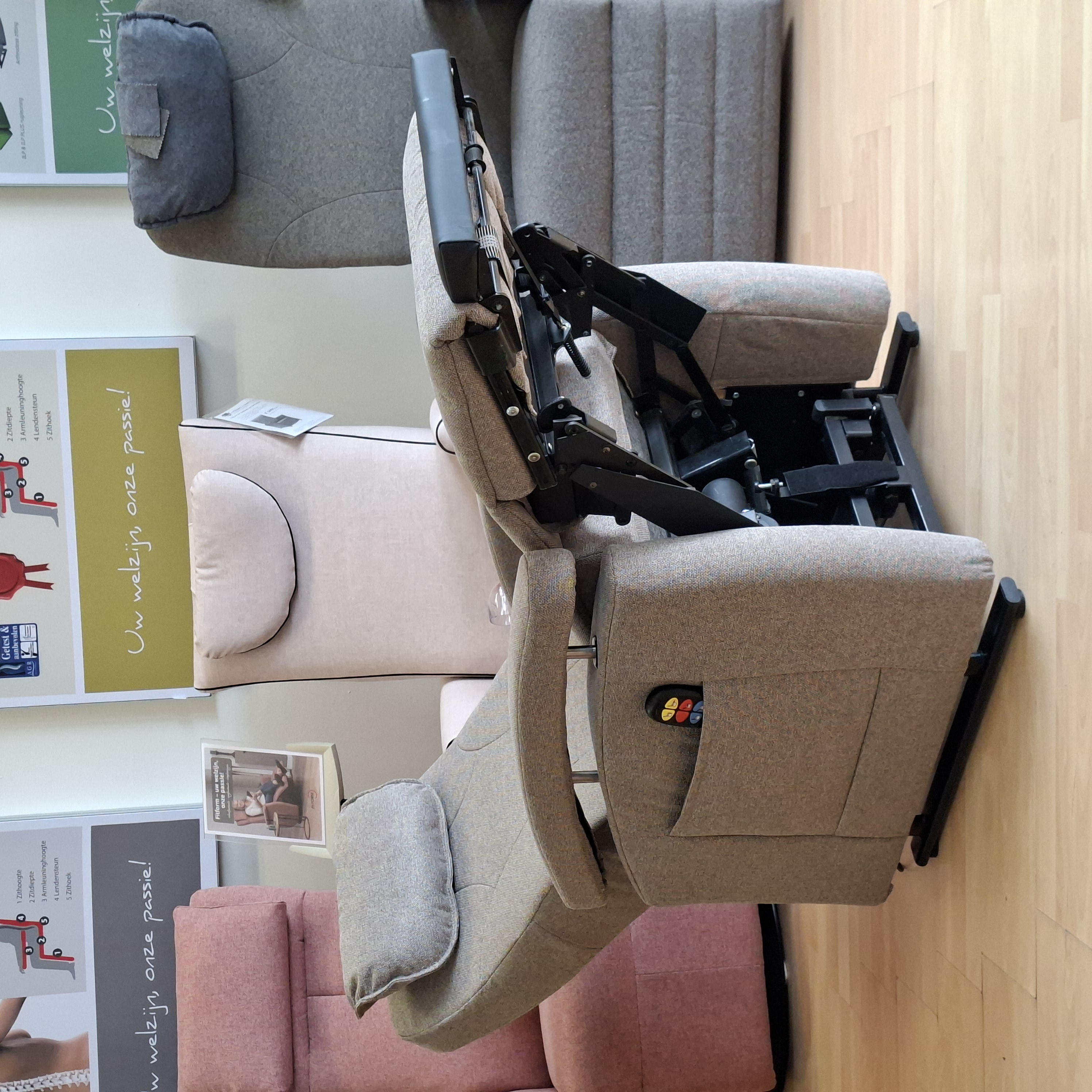 Foto 5 Voorraad Sta op stoel Fitform 570 Vario III RECO Smal